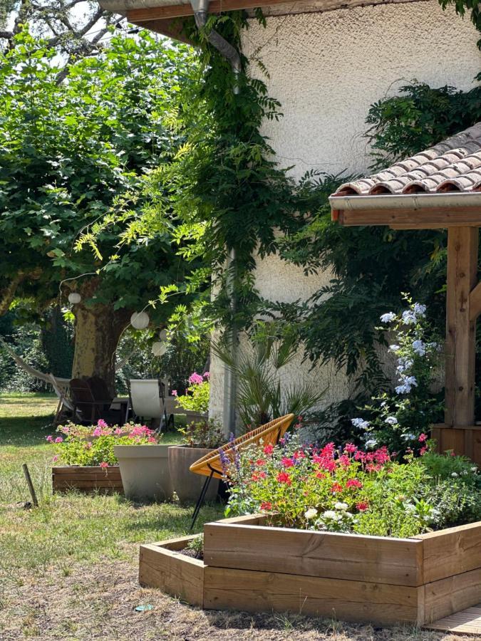 La Ferme Du Miouat Hotel Сен-Жулиен-ан-Борн Екстериор снимка